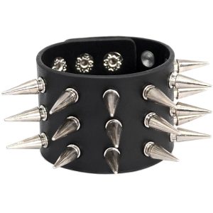 styles dernier cri DEVIL FASHION Bracelet à Spikes ‘Social Debris’ Noir 17