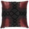 acheter en ligne DEVIL FASHION Coussin Gothique ‘Cross-Shaped’ Bordeaux Et Noir 29