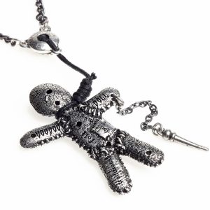 Retour gratuit en magasin. ALCHEMY GOTHIC Pendentif ‘Voodoo Doll’ 16